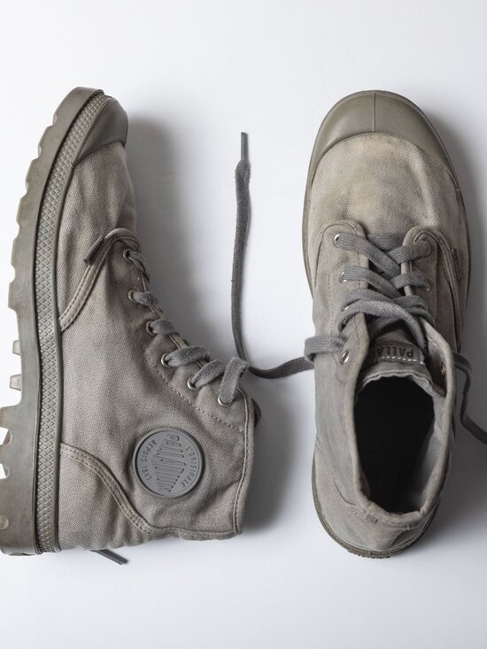 Palladium Other - Palladium Pampa Hi Mens Size 10.5 Grey Canvas High Top Boots 02352-011-M